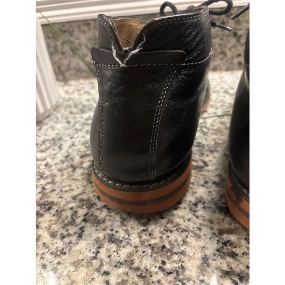Men's Black Leather Lace-Up Chukka Boots